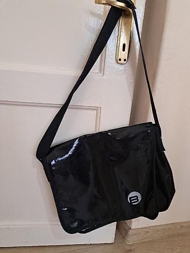 Shoulder bag, Material: Plastic at lalafo.rs Shoulder bag, Material: Plastic