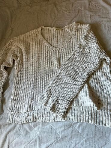 Women's Sweaters, Cardigans: H&M dzemper
M
odlicno stanje
900din at lalafo.rs — 2 Women's Sweaters, Cardigans: H&M dzemper
M
odlicno stanje
900din — 2