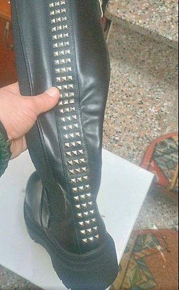 Ženske kožne čizme, crne boje, u kutiji. - Model: gležnjače sa na lalafo.rs — 3 Ženske kožne čizme, crne boje, u kutiji. - Model: gležnjače sa — 3