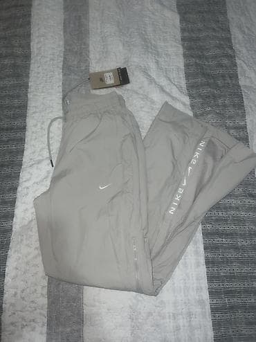 Women's Pants, Jeans, Shorts: Nike Sportswear Collection
Women's Mid-Rise Repel Zip Trousers vel. XS at lalafo.rs — 6 Women's Pants, Jeans, Shorts: Nike Sportswear Collection
Women's Mid-Rise Repel Zip Trousers vel. XS — 6
