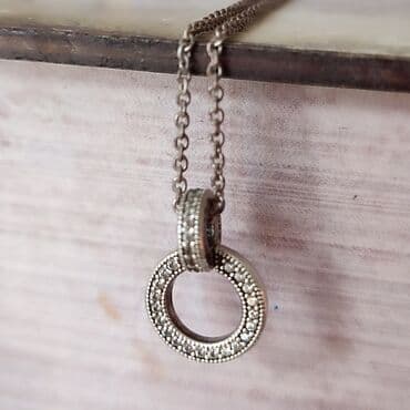 Ogrlica sa priveskom, Pandora, Materijal: Srebro na lalafo.rs — 1 Ogrlica sa priveskom, Pandora, Materijal: Srebro — 1