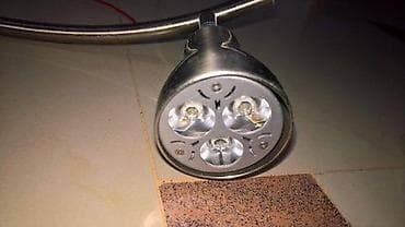 1. Led luster sa 3 lampe2. Luster sa 8 asunga i dugackim kablovima na lalafo.rs — 3 1. Led luster sa 3 lampe2. Luster sa 8 asunga i dugackim kablovima — 3