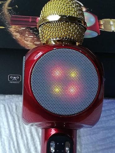 Electronics: Bežični karaoke mikrofon sa ugrađenim zvučnikom i LED osvetljenjem - at lalafo.rs — 4 Electronics: Bežični karaoke mikrofon sa ugrađenim zvučnikom i LED osvetljenjem - — 4