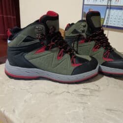 Čizme, veličina - 43 na lalafo.rs Čizme, veličina - 43