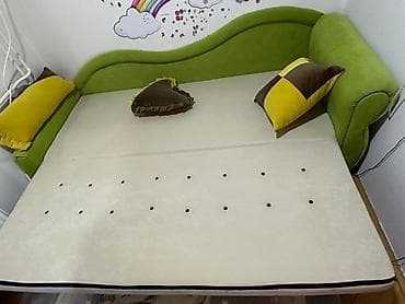 Dečiji kauč u zelenoj i bež boji, dizajniran za udobnost i praktičnost na lalafo.rs — 3 Dečiji kauč u zelenoj i bež boji, dizajniran za udobnost i praktičnost — 3