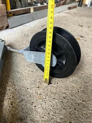 prsluk jaknica mango u: Metalni nosač sa remenicom za sajlu/konopac - Konstrukcija: masivni at lalafo.rs — 5 prsluk jaknica mango u: Metalni nosač sa remenicom za sajlu/konopac - Konstrukcija: masivni — 5