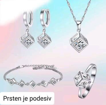 Set: Minđuše, Narukvica, Ogrlica, Materijal: Kristal na lalafo.rs Set: Minđuše, Narukvica, Ogrlica, Materijal: Kristal