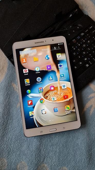 Samsung Galaxy Tab S 8.4 + futrola sa tastaturom - Tablet sa ekranom na lalafo.rs — 9 Samsung Galaxy Tab S 8.4 + futrola sa tastaturom - Tablet sa ekranom — 9