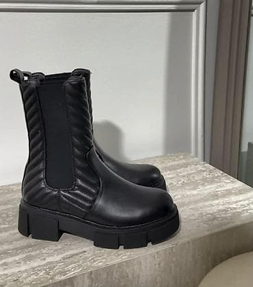 eko koza sa: Ženske crne čizme sa zadebljanim đonom i elastičnim bočnim panelima at lalafo.rs — 1 eko koza sa: Ženske crne čizme sa zadebljanim đonom i elastičnim bočnim panelima — 1