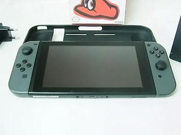 U ponudi Nintendo Switch konzola, lepo očuvana sa manjim znakovima na lalafo.rs — 6 U ponudi Nintendo Switch konzola, lepo očuvana sa manjim znakovima — 6