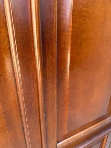 Antique Dressers: Stilska komoda / bar za piće - ODLIČNO OČUVANO - MOGUĆ PREVOZ U at lalafo.rs — 11 Antique Dressers: Stilska komoda / bar za piće - ODLIČNO OČUVANO - MOGUĆ PREVOZ U — 11