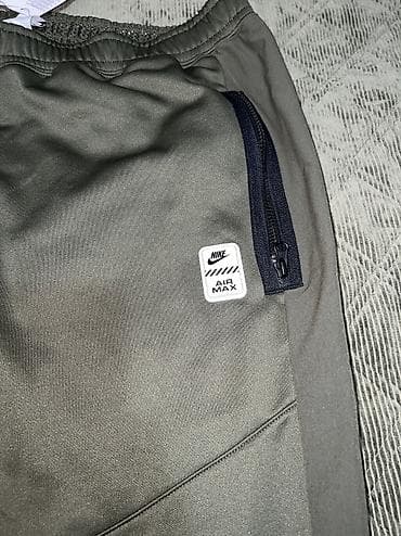 NIKE Sportswear Air Max Men's Poly-Knit Joggers vel. XL NOVO
IF at lalafo.rs — 5 NIKE Sportswear Air Max Men's Poly-Knit Joggers vel. XL NOVO
IF — 5
