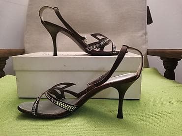 Sandale broj 36, braon, platno i cirkoni, štikla 8 cm, jednom nošene na lalafo.rs — 4 Sandale broj 36, braon, platno i cirkoni, štikla 8 cm, jednom nošene — 4