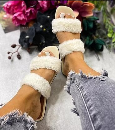 Personal Items: Slippers 38, color - Black at lalafo.rs — 2 Personal Items: Slippers 38, color - Black — 2