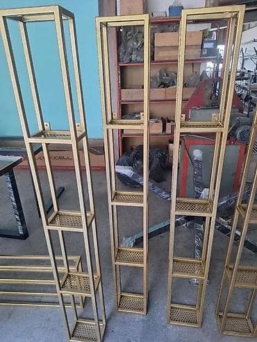 Stilski postamenti: METALNE PLASTIFICIRANE ZIDNE POLICE ZA FLAŠE | na lalafo.rs — 6 Stilski postamenti: METALNE PLASTIFICIRANE ZIDNE POLICE ZA FLAŠE | — 6