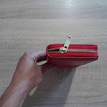 Nov ženski tamno crveni novčanik - bordo s printom Lep novčanik na lalafo.rs — 5 Nov ženski tamno crveni novčanik - bordo s printom Lep novčanik — 5