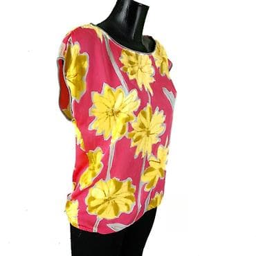 Bluza marc cain, vel. S/n 2 marka: marc cain veličina: s/n 2 na lalafo.rs — 2 Bluza marc cain, vel. S/n 2 marka: marc cain veličina: s/n 2 — 2