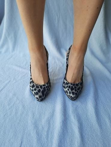 Leopard salonka sa otvorenom petom. Preudobna stikla od 10 cm i na lalafo.rs — 6 Leopard salonka sa otvorenom petom. Preudobna stikla od 10 cm i — 6