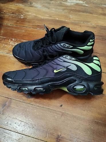 Nike air max tn patike A klasa NOVO Novo Brojevi 41 do 46 fb Moja na lalafo.rs Nike air max tn patike A klasa NOVO Novo Brojevi 41 do 46 fb Moja