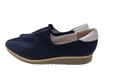 Originalne Högl ženske slip-on cipele – tamnoplave, broj 40 (26,2cm) na lalafo.rs Originalne Högl ženske slip-on cipele – tamnoplave, broj 40 (26,2cm)