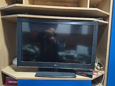LG LCD TV 32" – model 32CS460 - Dijagonala ekrana: 32 inča (81 cm) at lalafo.rs — 2 LG LCD TV 32" – model 32CS460 - Dijagonala ekrana: 32 inča (81 cm) — 2