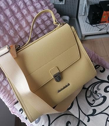 Predivna tašna
marina galantti
vrhunska na lalafo.rs — 6 Predivna tašna
marina galantti
vrhunska — 6