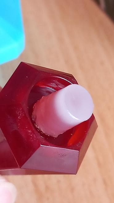 zenske original guess: Vintage Cacharel LouLou – Eau de Parfum, 100 ml (3.4 fl. oz.) na lalafo.rs — 5 zenske original guess: Vintage Cacharel LouLou – Eau de Parfum, 100 ml (3.4 fl. oz.) — 5