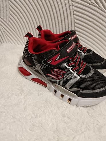 Orig.skechers 28-ug 17.5
Standardni tragova,nigde pocepane na lalafo.rs — 4 Orig.skechers 28-ug 17.5
Standardni tragova,nigde pocepane — 4