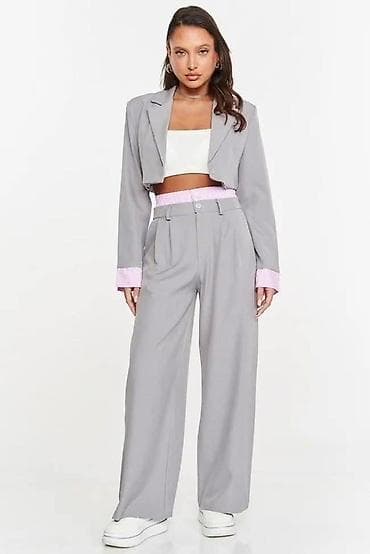 💫Ženski komplet – kratki sako i široke pantalone
3900 din na lalafo.rs — 1 💫Ženski komplet – kratki sako i široke pantalone
3900 din — 1