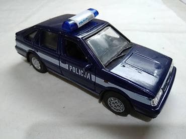 Welly Polonez Caro Plus Policja, Kina,oko 1:38 (11,5 cm.) malo na lalafo.rs — 1 Welly Polonez Caro Plus Policja, Kina,oko 1:38 (11,5 cm.) malo — 1