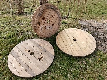 3 ploče drvene za klub sto komad 50 e fiksno neobrađene 1 prečnik na lalafo.rs 3 ploče drvene za klub sto komad 50 e fiksno neobrađene 1 prečnik