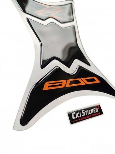 Transport: Kawasaki z 800 - tank pad - 1370 📌 opis: samolepljivi protektor za at lalafo.rs — 3 Transport: Kawasaki z 800 - tank pad - 1370 📌 opis: samolepljivi protektor za — 3