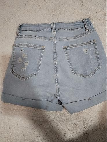 bermude teksas br: Novi shein sorts, naznacena velicina S. Po struka 29-35cm at lalafo.rs — 2 bermude teksas br: Novi shein sorts, naznacena velicina S. Po struka 29-35cm — 2