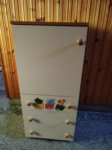 Očuvano, komoda za dečju garderobu, funkcionalna, može se koristiti uz at lalafo.rs — 4 Očuvano, komoda za dečju garderobu, funkcionalna, može se koristiti uz — 4