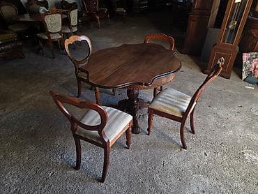 Sets of table and chairs: Antikni trpezarijski set – sto i 4 stolice - Materijal: puno drvo at lalafo.rs — 1 Sets of table and chairs: Antikni trpezarijski set – sto i 4 stolice - Materijal: puno drvo — 1