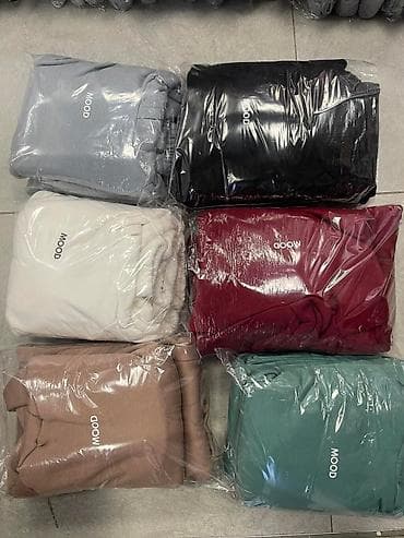 Komplet trenerka termo 3500 dinara at lalafo.rs — 4 Komplet trenerka termo 3500 dinara — 4