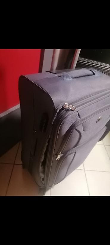 Veliki putni kofer na točkiće. n P CONEKTION. - Materijal na lalafo.rs — 4 Veliki putni kofer na točkiće. n P CONEKTION. - Materijal — 4