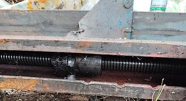 Двостубна ауто дизалица, носивости 2.5т. 2015 је годиште. Рађена је у na lalafo.rs — 4 Двостубна ауто дизалица, носивости 2.5т. 2015 је годиште. Рађена је у — 4