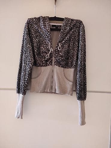 Tally Weijl krop duks. Plisani. Velicina S Poluobim grudi 45, duzina na lalafo.rs Tally Weijl krop duks. Plisani. Velicina S Poluobim grudi 45, duzina