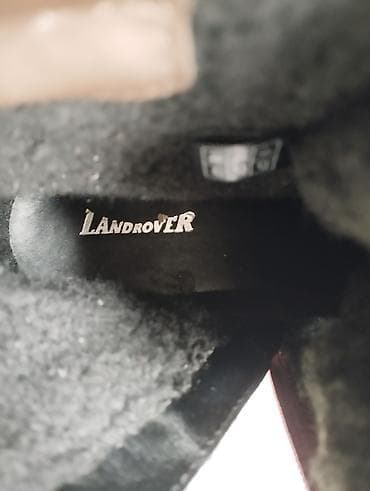 Landrover kanadjanke br.37.Nosene par puta super ocuvane.Pogledajte i na lalafo.rs — 6 Landrover kanadjanke br.37.Nosene par puta super ocuvane.Pogledajte i — 6