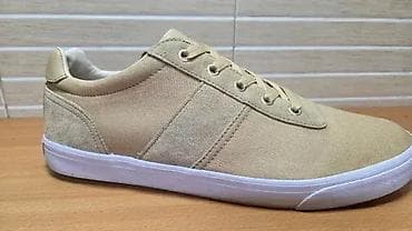 za svaki dan: Ralph Lauren Polo (br.46) patike su u extra stanju, kao što se vidi i at lalafo.rs — 1 za svaki dan: Ralph Lauren Polo (br.46) patike su u extra stanju, kao što se vidi i — 1