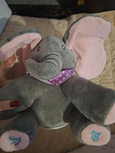 Pevajući plišani slon Flappy – interaktivna igračka - Funkcije: dva na lalafo.rs — 2 Pevajući plišani slon Flappy – interaktivna igračka - Funkcije: dva — 2