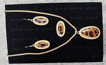 Jako zanimljiv set nakita Avon Star preko 15 godina,boja nepromenjena na lalafo.rs Jako zanimljiv set nakita Avon Star preko 15 godina,boja nepromenjena