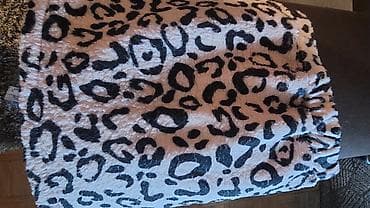 Zimski deblji kompletic roze/tigrasti duksic sa kapuljacom i tigrasta na lalafo.rs — 3 Zimski deblji kompletic roze/tigrasti duksic sa kapuljacom i tigrasta — 3