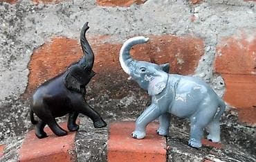Figure slonova - porcelan i liveni kamen. Cene su odredjene at lalafo.rs — 4 Figure slonova - porcelan i liveni kamen. Cene su odredjene — 4