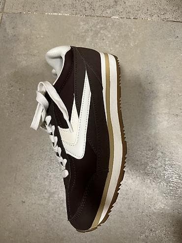 Bershka nove retro patike. 36. ☺️ na lalafo.rs — 2 Bershka nove retro patike. 36. ☺️ — 2