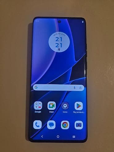 Motorola Edge 40 – 8 GB RAM / 256 GB skladište - Ekran: 6.55" pOLED na lalafo.rs — 1 Motorola Edge 40 – 8 GB RAM / 256 GB skladište - Ekran: 6.55" pOLED — 1
