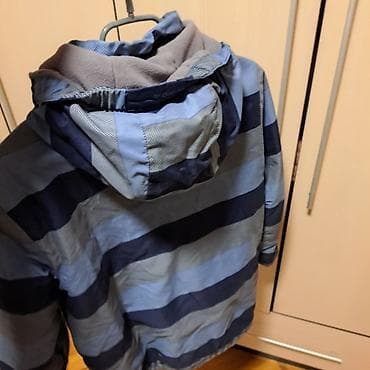 Brugi jakna za decaka, odlicno stanje nosena jednu sezonu nema na lalafo.rs — 6 Brugi jakna za decaka, odlicno stanje nosena jednu sezonu nema — 6