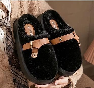 Women's Footwear: 08. Papuče:
2.290 dinara
36-41 at lalafo.rs — 2 Women's Footwear: 08. Papuče:
2.290 dinara
36-41 — 2