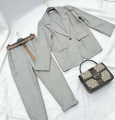 Ženski komplet – sako i pantalone - Kroj: klasičan sako sa reverima na lalafo.rs — 6 Ženski komplet – sako i pantalone - Kroj: klasičan sako sa reverima — 6